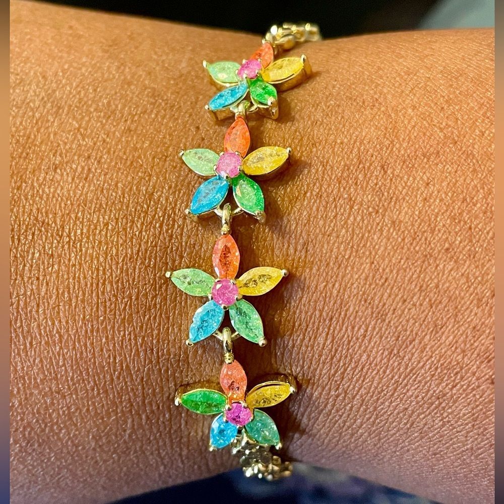 Gold Plated Multicolor Floral Gemstone Bracelet w/Textured Flower Band. Size 7.5